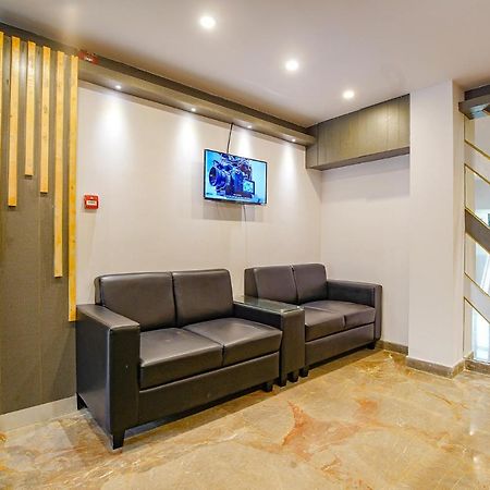 Fabhotel Athasri Inn - Nr Bellandur Railway Station Бенґалуру Екстер'єр фото